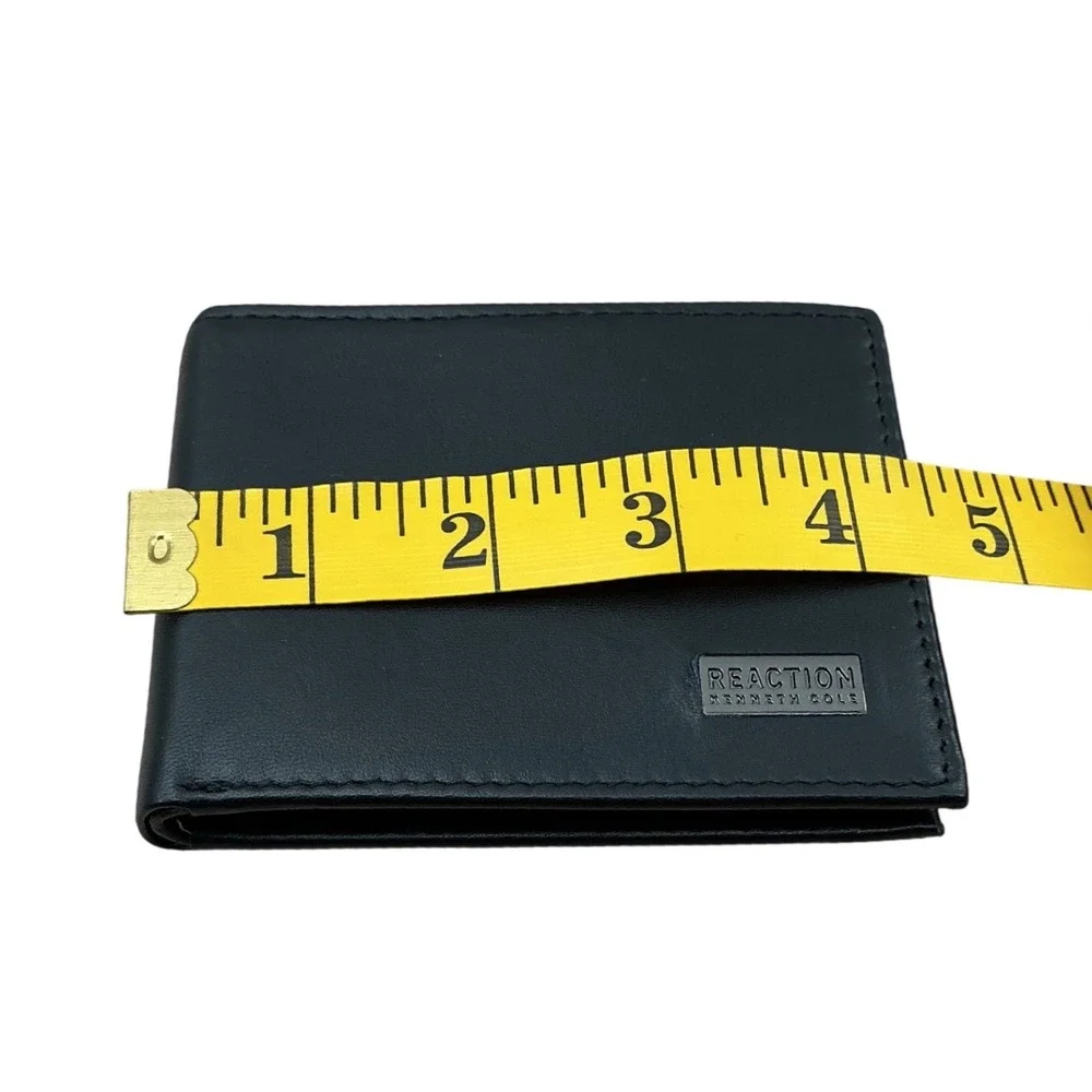 Kenneth Cole Reaction Mens Black Leather Bifold Wallet ID Window Card Case